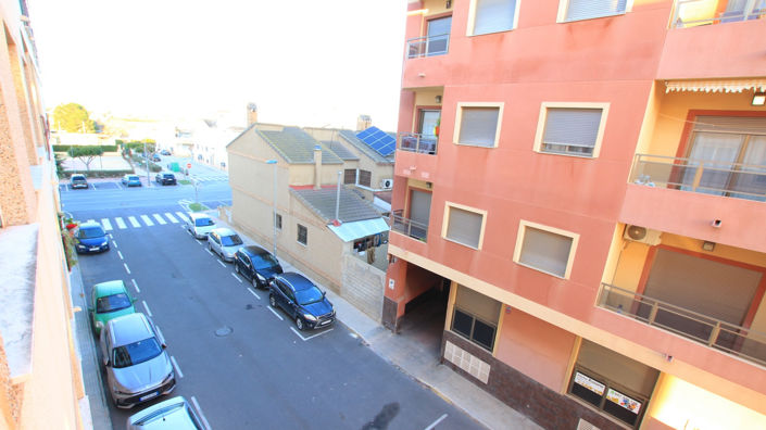 Image No.8-2 Bed Apartment for sale