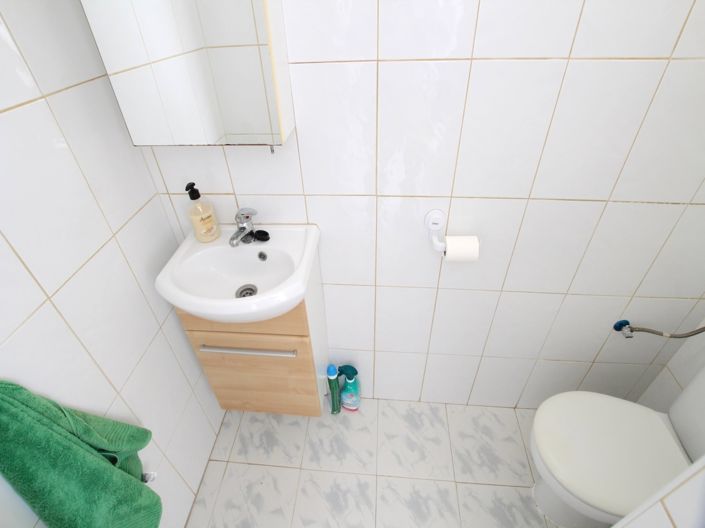 Image No.11-2 Bed Townhouse for sale