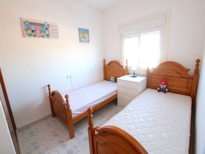 Image No.25-2 Bed Townhouse for sale