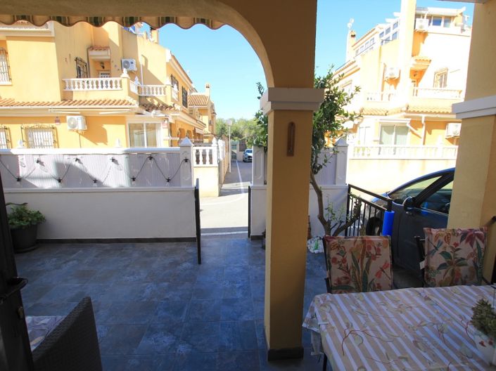 Image No.28-3 Bed Townhouse for sale