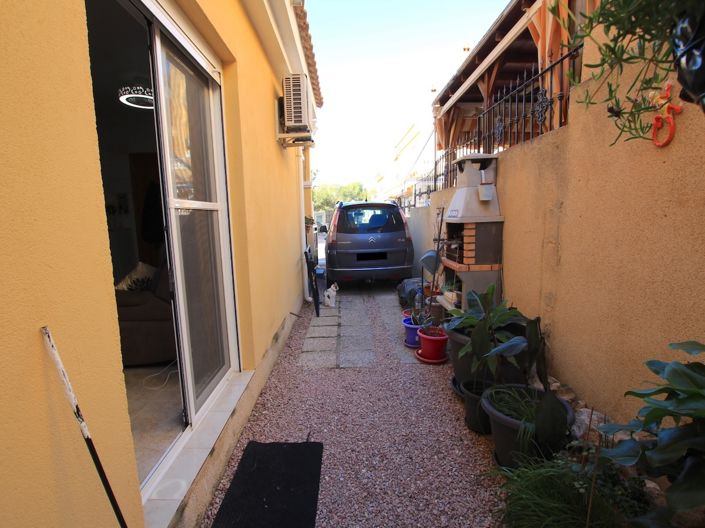 Image No.31-3 Bed Townhouse for sale