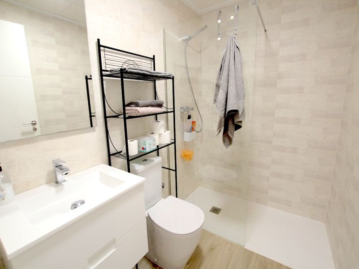 Image No.12-2 Bed Apartment for sale