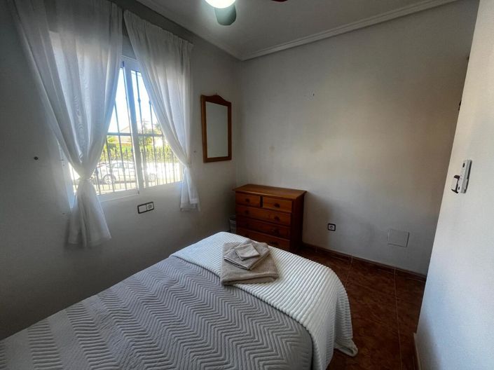 Image No.20-2 Bed Apartment for sale