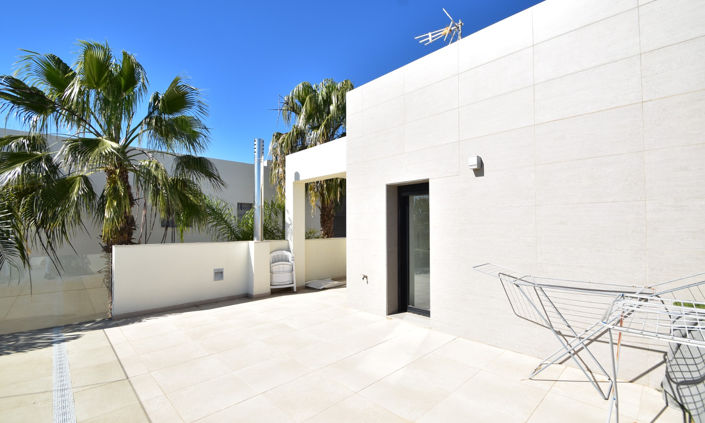 Image No.21-3 Bed Villa for sale