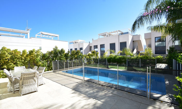 Image No.27-3 Bed Villa for sale