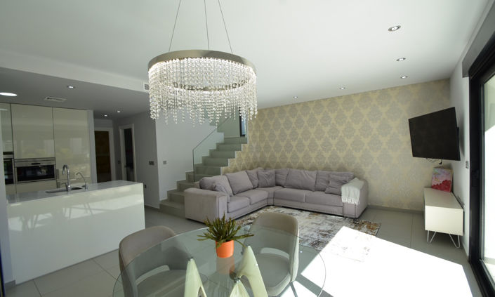 Image No.7-3 Bed Villa for sale