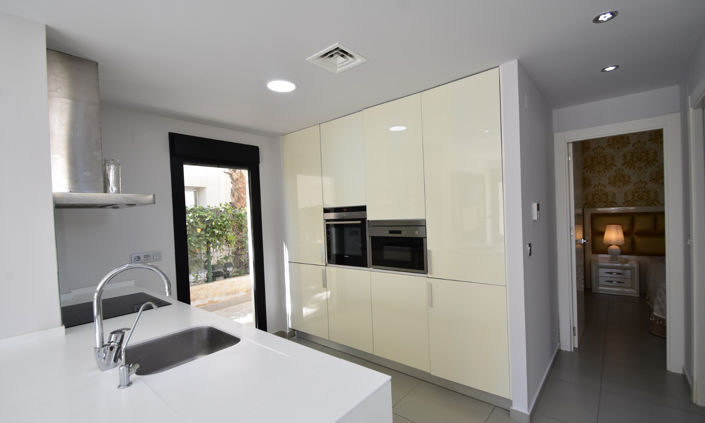 Image No.9-3 Bed Villa for sale