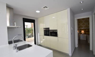 o_1ji7l99bd1kqj1ofj1t88hu1enj3a