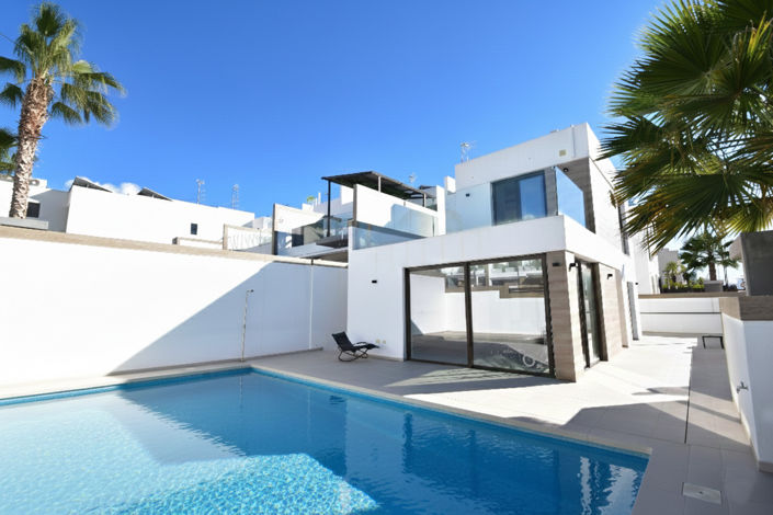 Image No.2-3 Bed Villa for sale