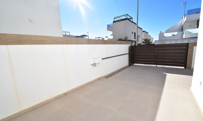 Image No.24-3 Bed Villa for sale