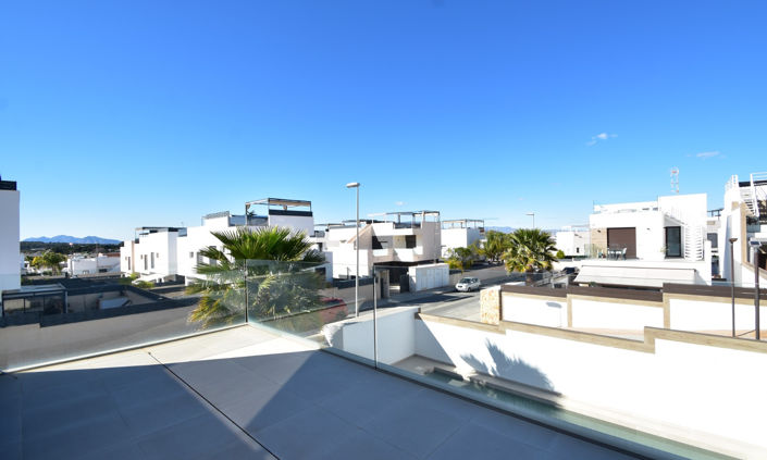 Image No.26-3 Bed Villa for sale