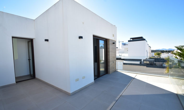 Image No.27-3 Bed Villa for sale