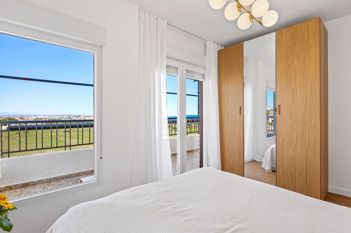 Image No.16-2 Bed Apartment for sale