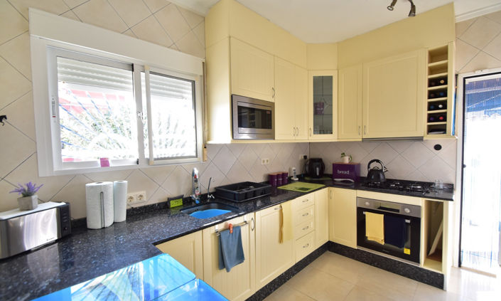 Image No.10-3 Bed Villa for sale