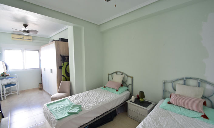 Image No.17-3 Bed Villa for sale