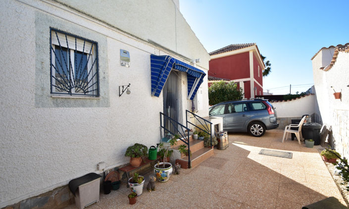 Image No.35-3 Bed Villa for sale