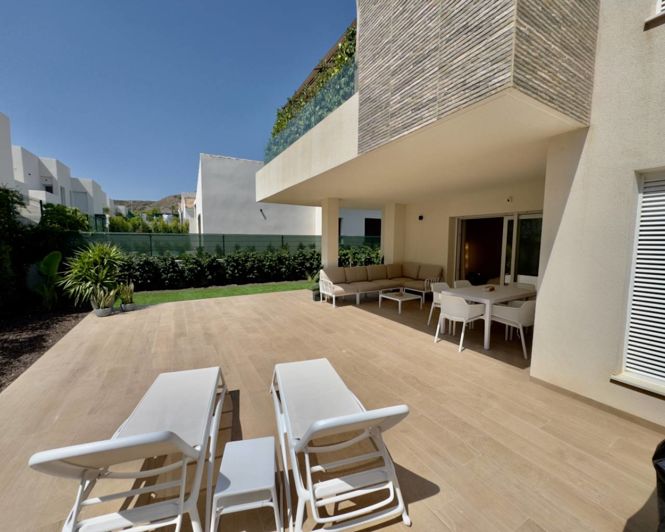 Image No.17-3 Bed Apartment for sale