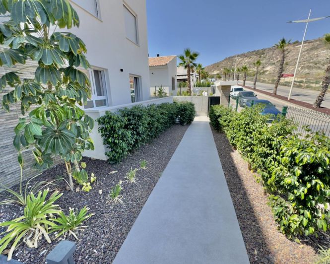 Image No.26-3 Bed Apartment for sale