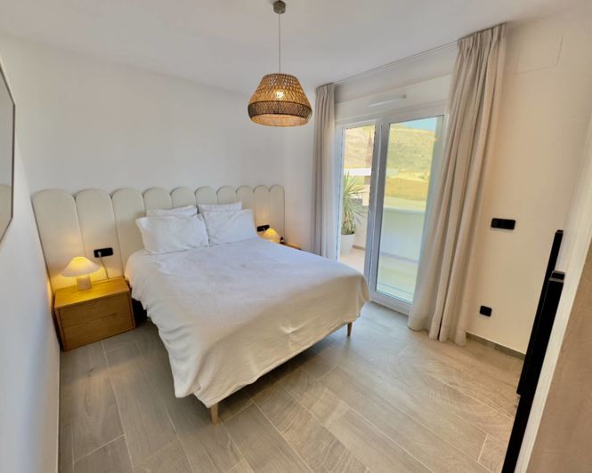 Image No.9-3 Bed Apartment for sale