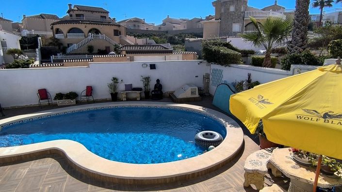Image No.37-4 Bed Villa for sale