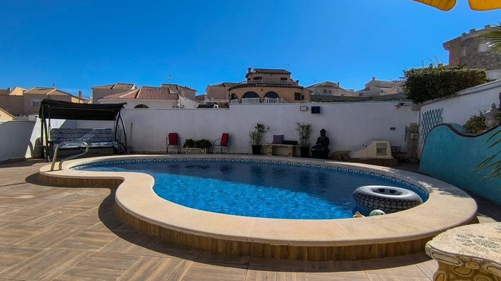 Image No.38-4 Bed Villa for sale