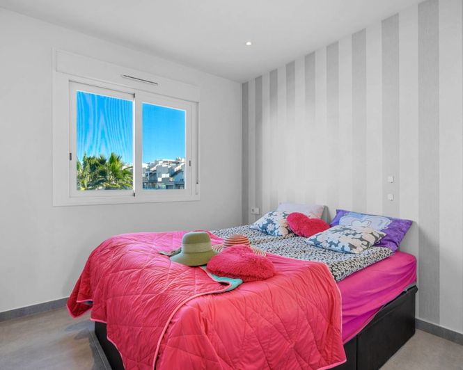 Image No.12-2 Bed Apartment for sale