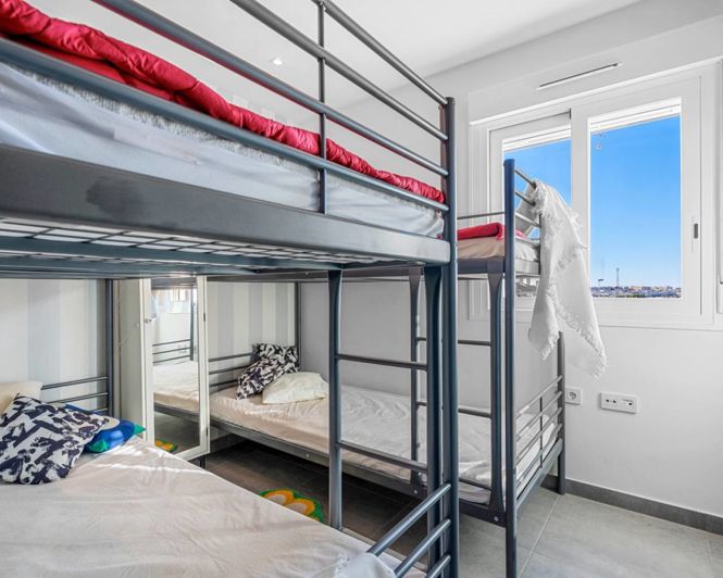 Image No.15-2 Bed Apartment for sale