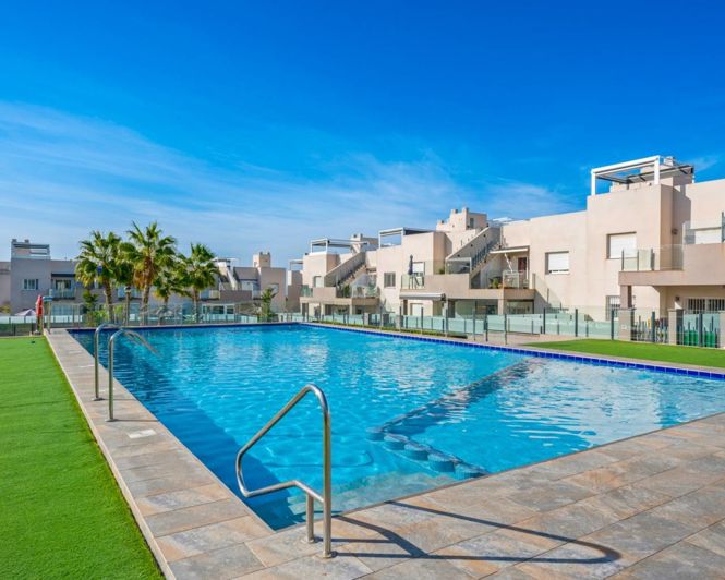 Image No.29-2 Bed Apartment for sale