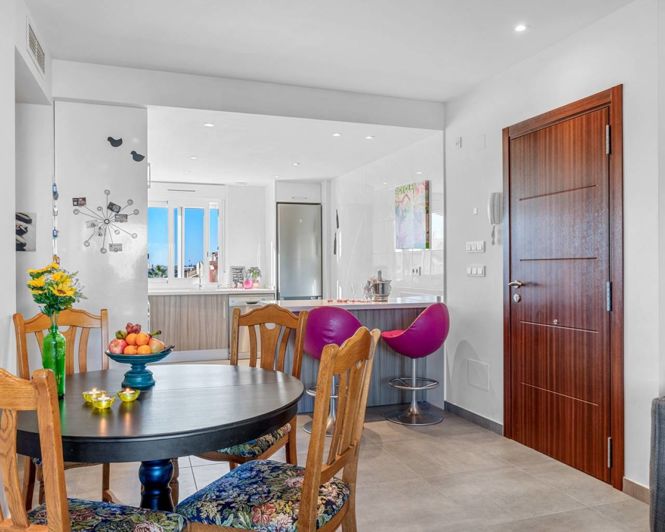 Image No.8-2 Bed Apartment for sale