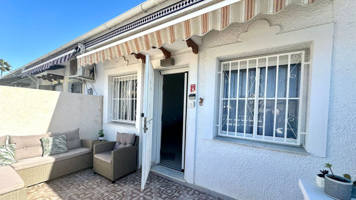 Image No.2-2 Bed Bungalow for sale