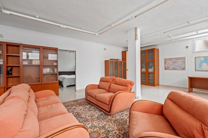 Image No.35-4 Bed Villa for sale