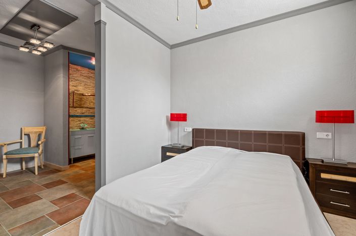 Image No.39-4 Bed Villa for sale