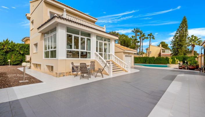 Image No.49-4 Bed Villa for sale