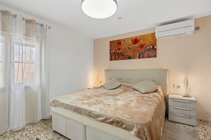 Image No.23-5 Bed Villa for sale