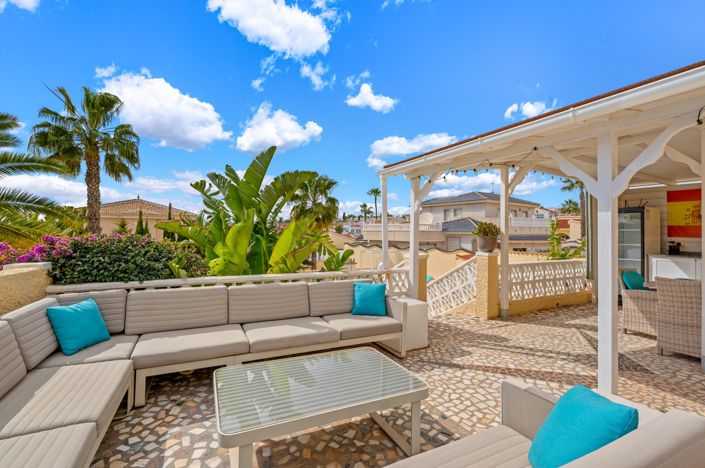 Image No.43-5 Bed Villa for sale