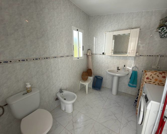 Image No.12-3 Bed Villa for sale