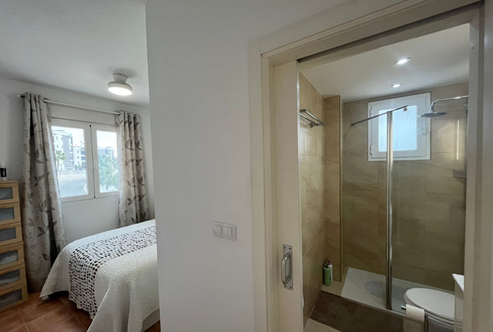 Image No.23-2 Bed Apartment for sale