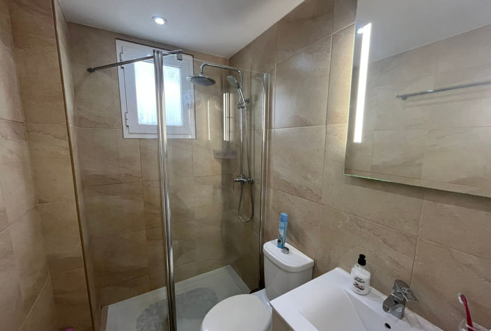 Image No.30-2 Bed Apartment for sale