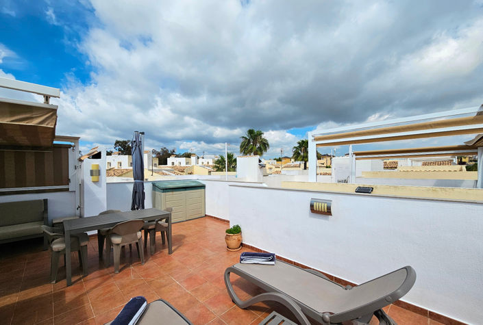 Image No.37-2 Bed Apartment for sale