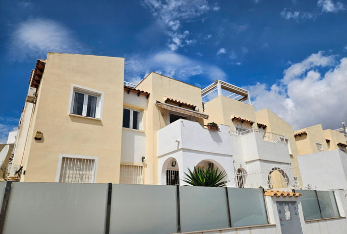 Image No.45-2 Bed Apartment for sale