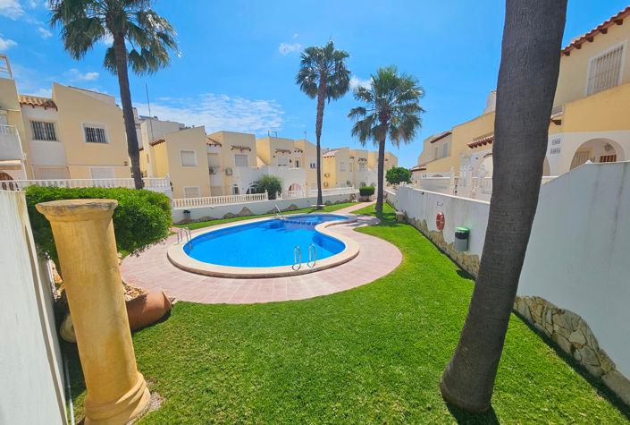 Image No.50-2 Bed Apartment for sale