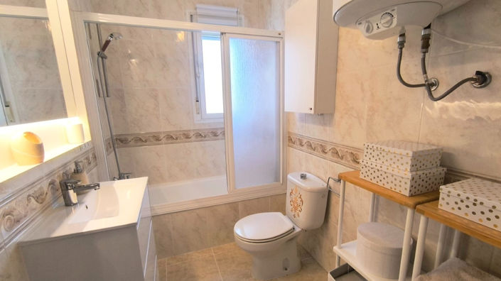 Image No.12-3 Bed Bungalow for sale