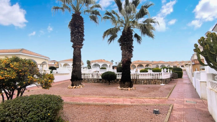 Image No.33-3 Bed Bungalow for sale