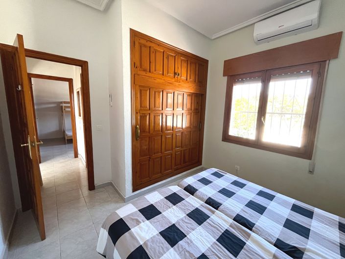 Image No.17-3 Bed Villa for sale