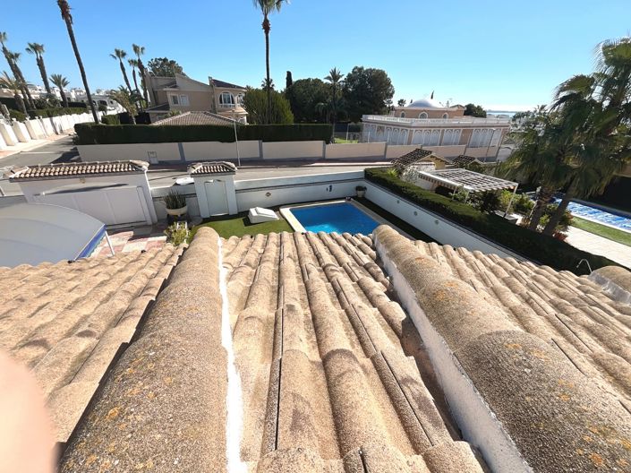 Image No.31-3 Bed Villa for sale