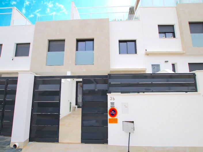 Image No.32-3 Bed Villa for sale