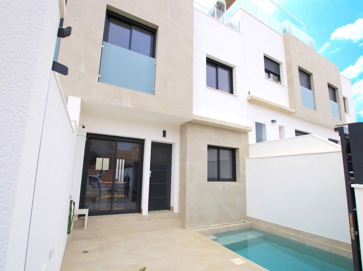 Image No.33-3 Bed Villa for sale