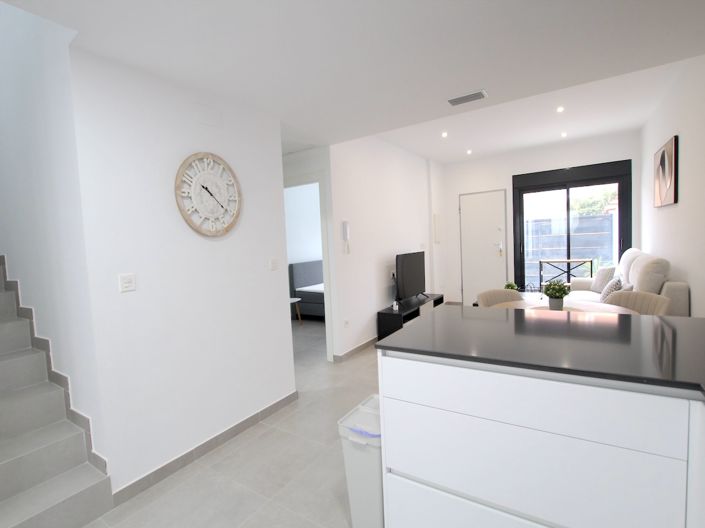 Image No.8-3 Bed Villa for sale