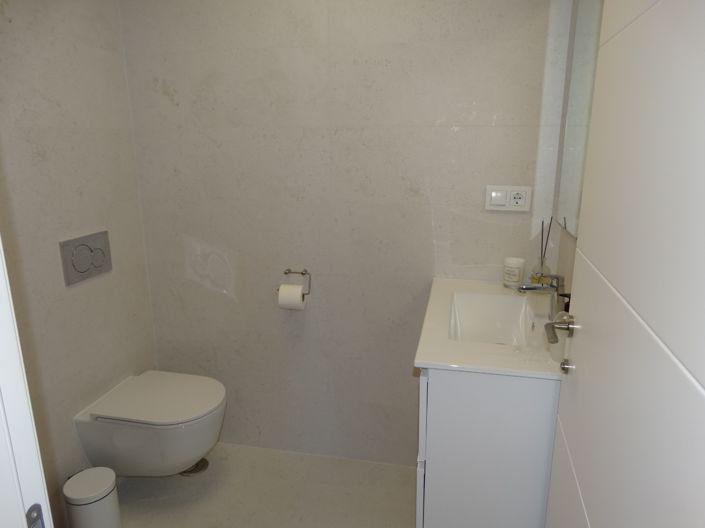 Image No.9-3 Bed Apartment for sale