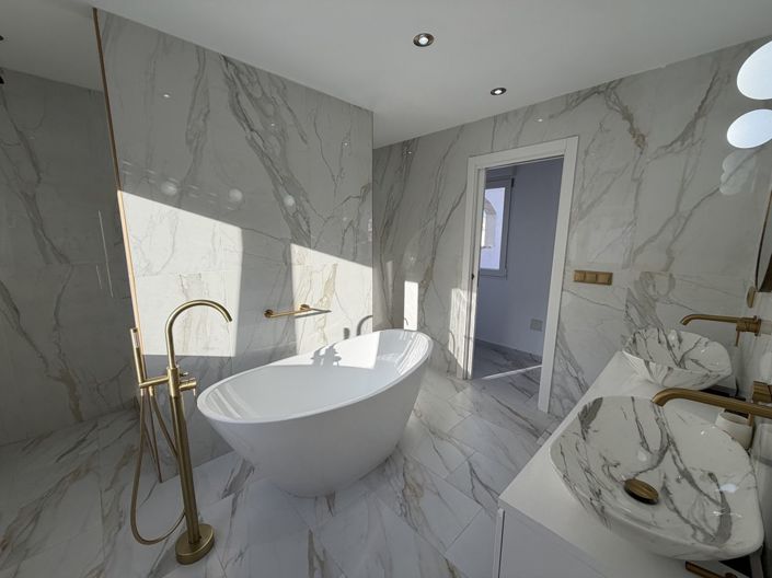 Image No.13-5 Bed Villa for sale